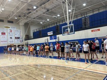 Registration is closing …. Get signed up for the #1 Fall League. Over 200 college bound athletes have played in this league over the years. Who’s next? Link below👇
teamsideline.com/elite80bb
Why play here? ⬇️
Scholarships for seniors💰
Over 40 college coaches sat  on our baselines