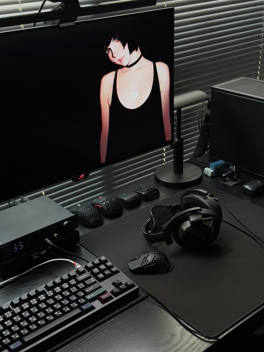 rivions_'s tweet image. Felt cute.