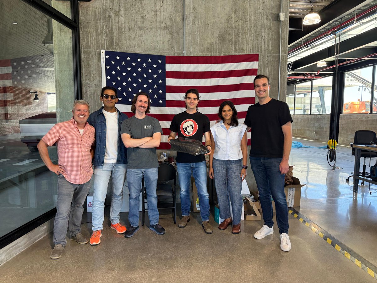 adityaag's tweet image. Spent a few days in El Segundo last week. It's an easy-to-miss spot near the beach. Nothing flashy. Just warehouses, big doors, steel buildings. You can smell and hear the hum, sparks, smell of metal and resin.
Nobody talks about "disruption" or "changing the world" here. It's…