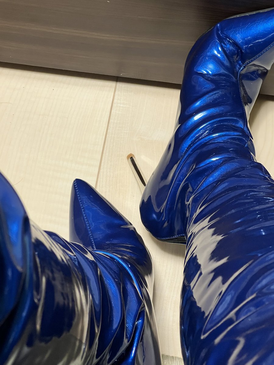 ♂のブーツに興奮するとか負け犬ですかぁ？？w
 #ブーツ
 #boots
