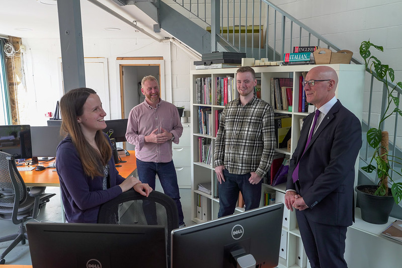 ScotGovFM's tweet image. Our Regeneration Capital Grant Fund is supporting redevelopment in Glasgow, helping sustain jobs and grow the economy.
First Minister @JohnSwinney visited The Briggait which has been transformed from a former fish market into a thriving cultural hub.