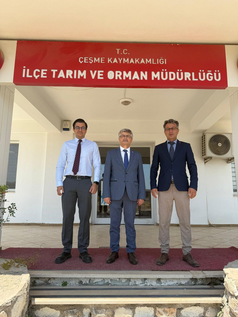 Çeşme İlçe Tarım ve Orman Müdürlüğü (@cesmeilcetarim) on Twitter photo İlçe Müdürlüğümüzü Ege Üniversitesi Rektör Yardımcısı Sayın Prof.Dr Mehmet ERSAN ve Ege Üniversitesi Turizm Fakültesi Dekan Yrd. Sayın Çağatay Tunçsiper ziyaret etti ve #sakız ağacı #demonstrasyon alanı incelendi.
<a href="/TCTarim/">T.C. Tarım ve Orman Bakanlığı</a> <a href="/izmirtarim/">İzmir Tarım ve Orman İl Müdürlüğü</a>
<a href="/ibrahimyumakli/">İbrahim Yumaklı</a> <a href="/MstafaSahin44/">Mustafa ŞAHİN</a> İlçe Müdürlüğümüzü Ege Üniversitesi Rektör Yardımcısı Sayın Prof.Dr Mehmet ERSAN ve Ege Üniversitesi Turizm Fakültesi Dekan Yrd. Sayın Çağatay Tunçsiper ziyaret etti ve #sakız ağacı #demonstrasyon alanı incelendi.
<a href="/TCTarim/">T.C. Tarım ve Orman Bakanlığı</a> <a href="/izmirtarim/">İzmir Tarım ve Orman İl Müdürlüğü</a>
<a href="/ibrahimyumakli/">İbrahim Yumaklı</a> <a href="/MstafaSahin44/">Mustafa ŞAHİN</a>