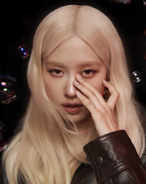 Rosé Charts tweet media