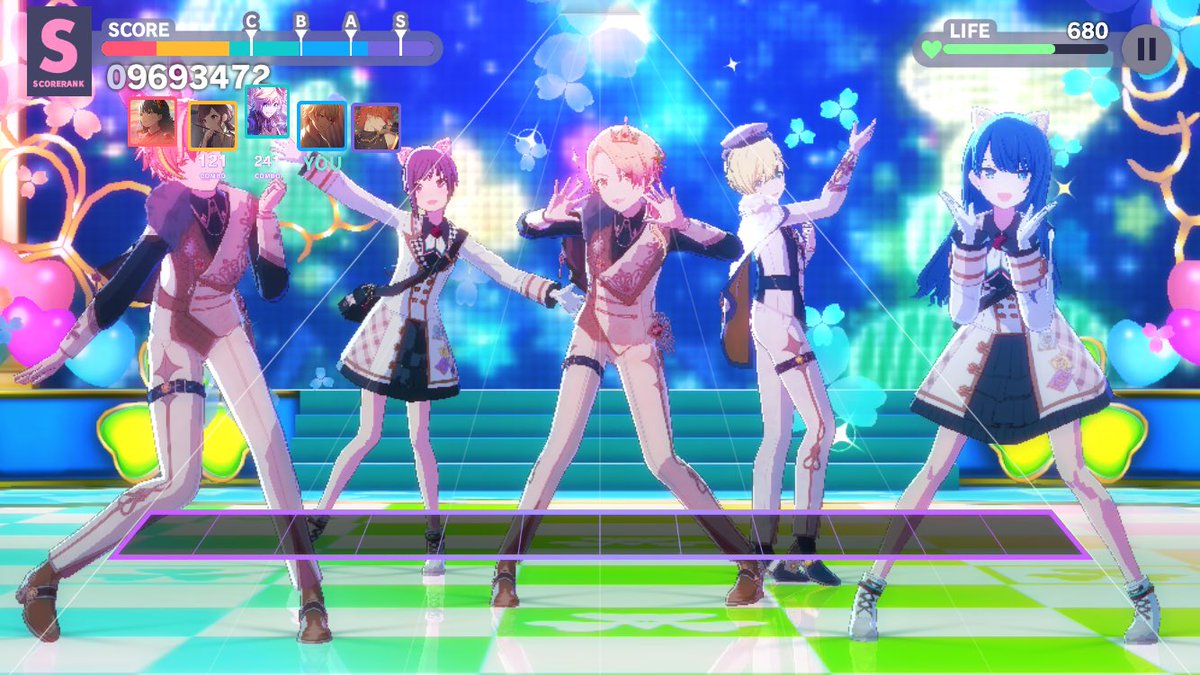 最初の方のスクショしかないのですが・・・さきとツイ募から来てくれた皆様ありがとうございました😿💖終始かわいい女の子かっこいい男の子がいっぱいでとっても楽しかったです❣️