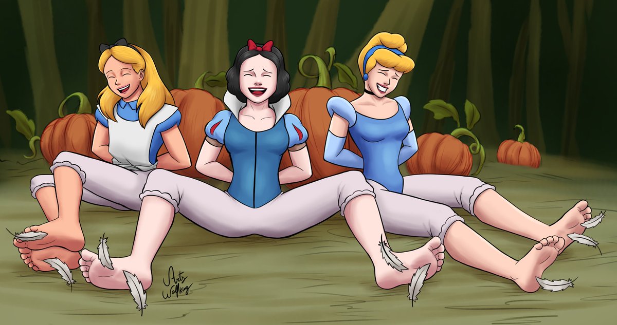 This was my first commission with female chracters, I'm planning to do more arts with females
Commission for Dreamcoat96 on DeviantArt

#feet #femalefeet #commission #footfetish