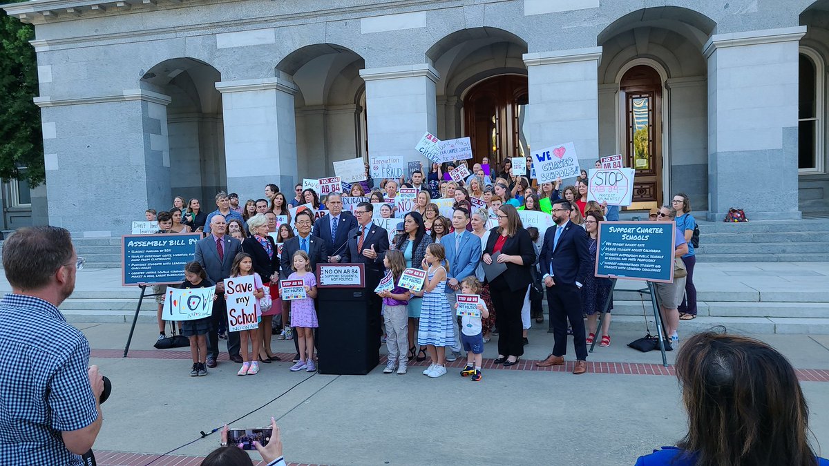 lancelands's tweet photo. Strong crowd in opposition to AB 84 at the CA State Capitol today. 
#caleg https://t.co/lVqsjppwYs