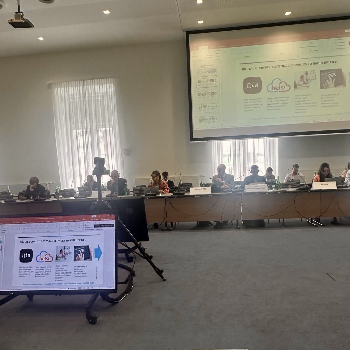 UKRinOSCE's tweet image. Grateful to Mr Melnychuk, Kyiv Aviation Institute, for participation in #EEC meeting and providing a powerful glimpse into how🇺🇦, despite russia’s war, offers innovative solutions that could be useful and applicable in the context of ensuring urban resilience in the #OSCE region.