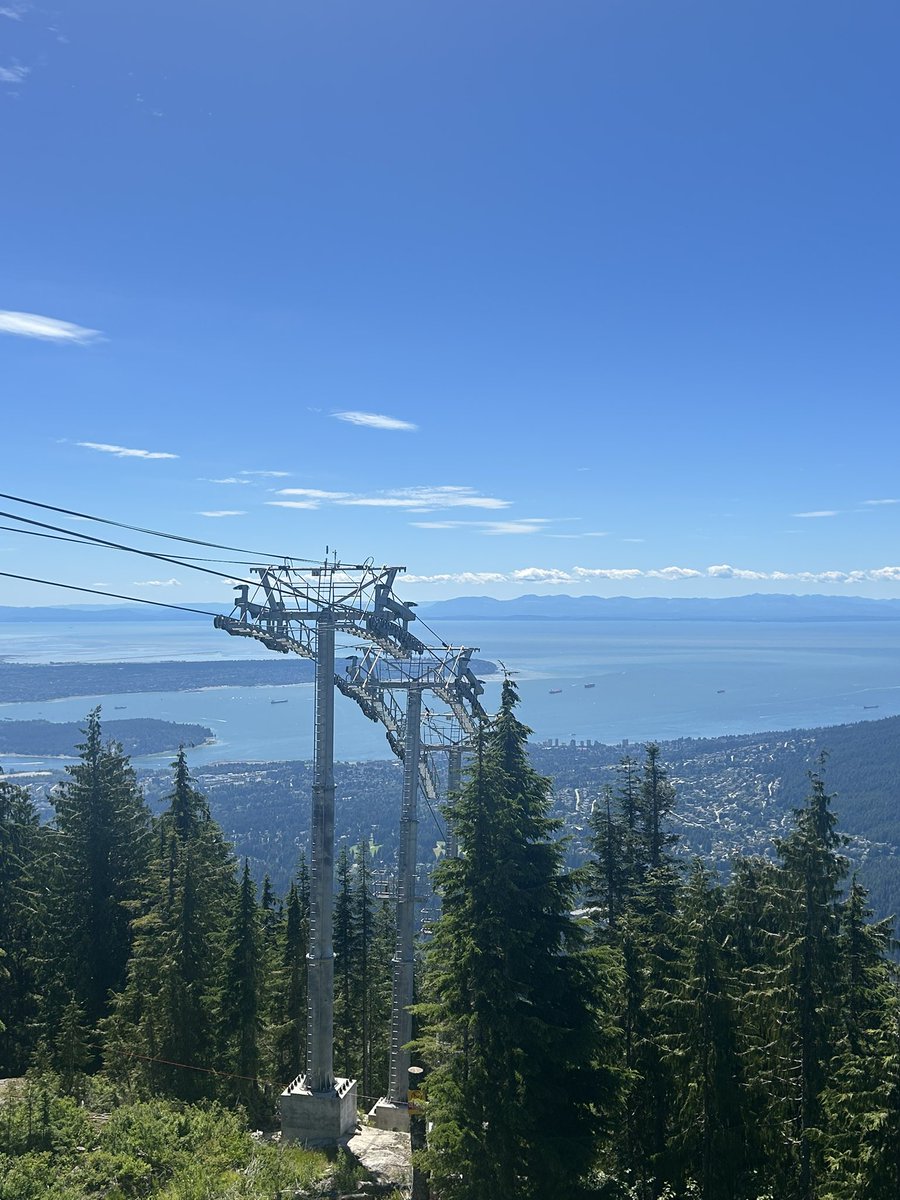 arvindh__a's tweet image. Vancouver is breathtaking — just like our poster!