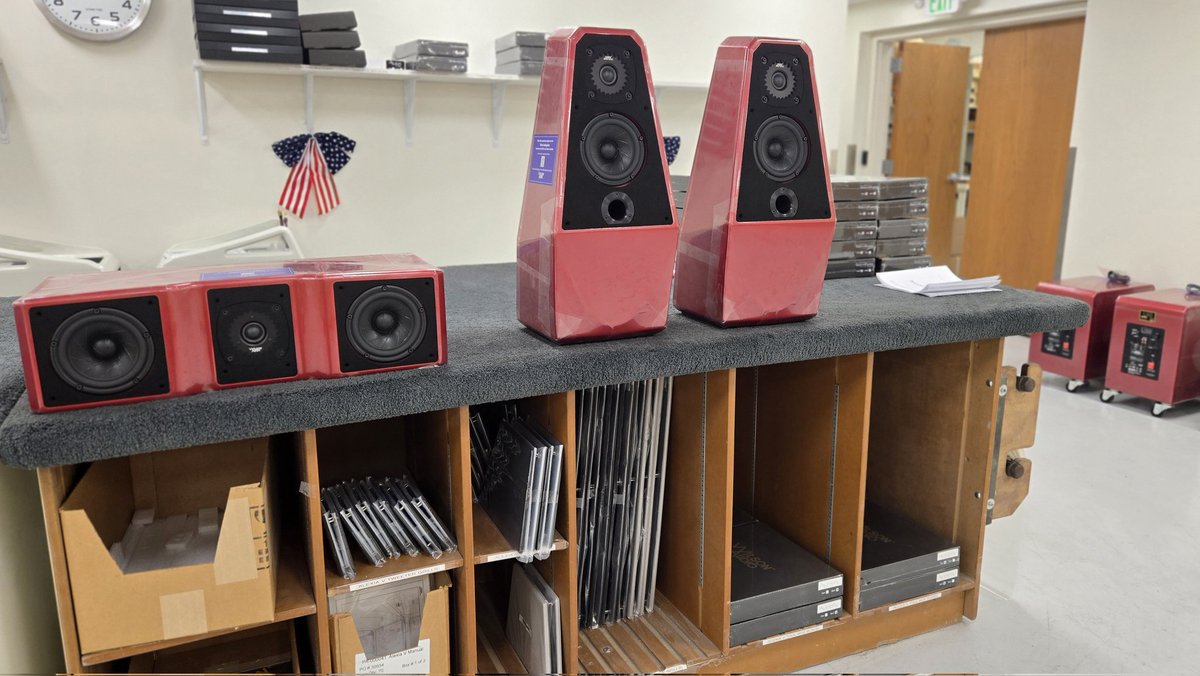 WilsonAudio's tweet photo. Wilson Audio #WorkInProgressWednesday: #LΕkΔ, #WASAEcenter, #AlidaCSC & #SabrinaV
π
π
π
#ExcellenceInAllThings #AuthenticExcellence #HighEndAudio #Bespoke #Reliable #Capacitors #RelCap #HiFi #Audiophile #Speaker #Loudspeaker #Music #Luxury #MadeInUSA #MadeInAmerica #AudioGoals #UTAH #Precision #Handmade #Handcrafted #WIP