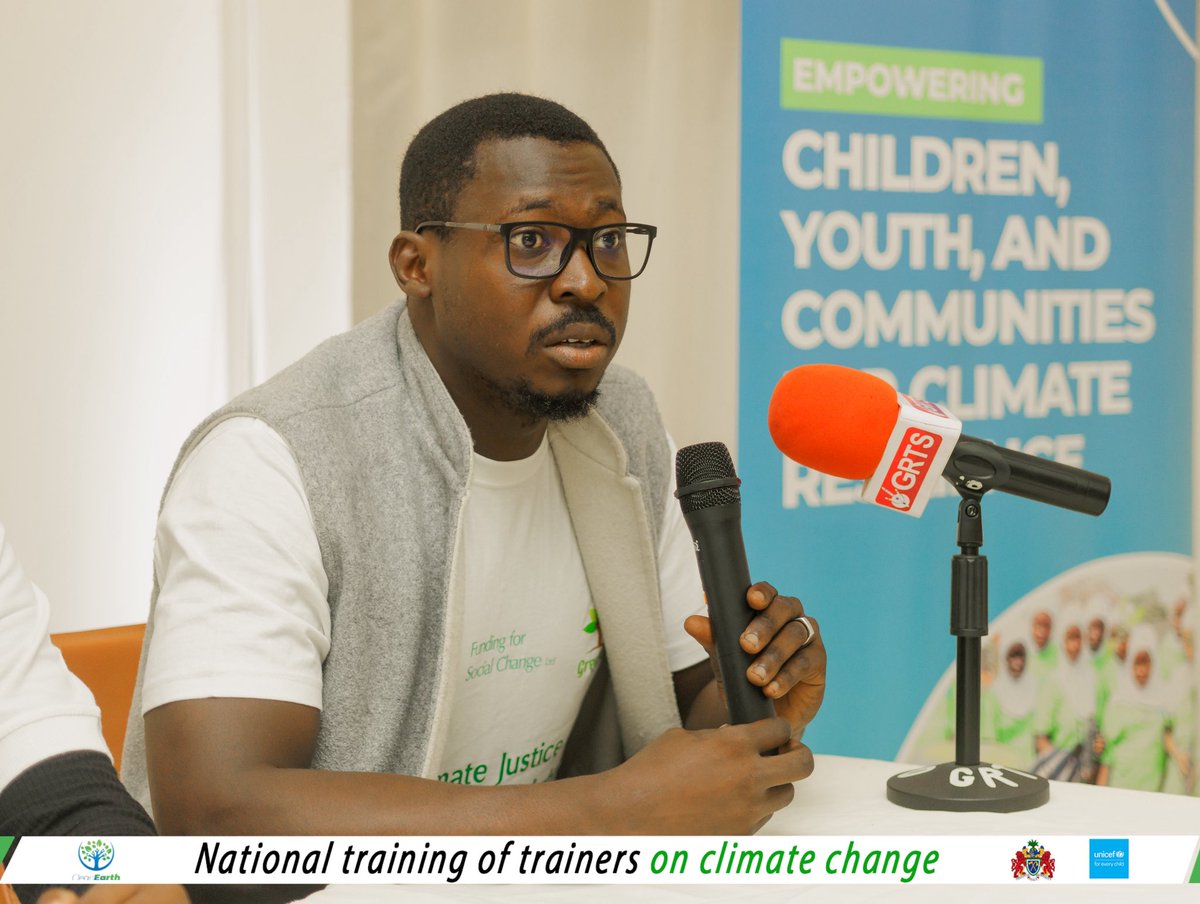 EarthGambia's tweet photo. Participants will explore climate science, adaptation, waste management &amp; inclusive action.

Thanks to @UNICEFGambia for supporting the vision and GoTG for providing expert trainers. Together, we are growing a network of climate champions across the country! https://t.co/v9RdPgReM1