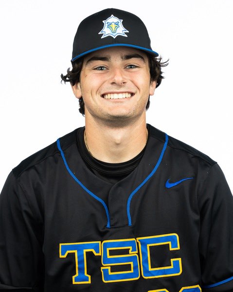 FuocoDelGabe's tweet image. Today, I visited the Athletic Department at the Mclay School in Tallahassee and parked in the parking lot directly behind the CF to RF wall of their ballpark, almost directly at the spot where Tallahassee State’s Gabriel Del Fuoco launched this “rocket” 3 run homer to RCF while…