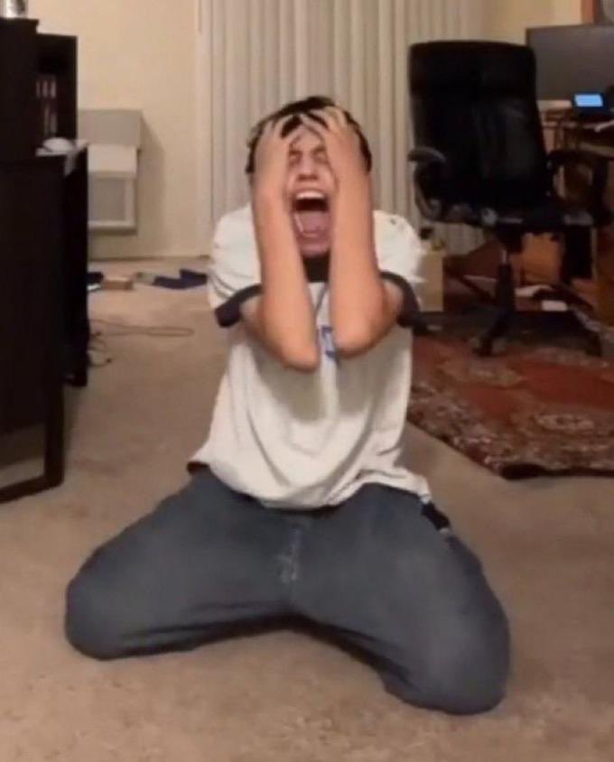 tyoutside_'s tweet image. NO MAMEN ME ACABO DE DESPERTAR, COMO QUE HUBO UN ENVIVO DE TWENTY ONE PILOTS EN INSTRAGRAM!?!? ENCIMA CON ADELANTOS DE CANCIONES!?!!