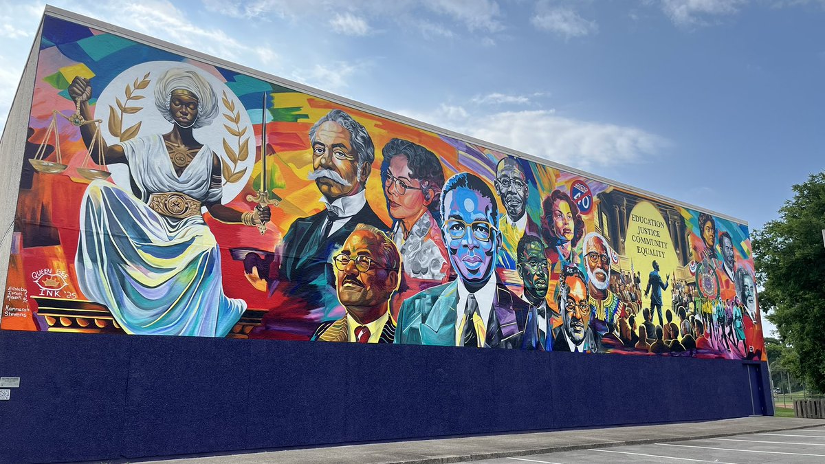 A new mural is being dedicated today! It’s at the Loony Community Center and celebrates the legacy of civil rights leader Z. Alexander Looby and his team. There will be a dedication ceremony at 1pm today.