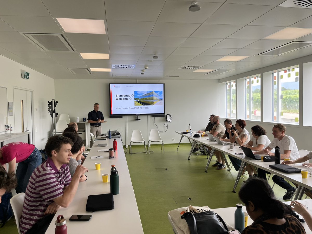 RobertFinger1's tweet image. We had a great visit today at Agroscope Changins as part of the AECP group retreat.

Thank you for the excellent overview and the valuable insights into various research projects related to plant protection and more

Many thanks to Alain Gaume and entire team for welcoming us!