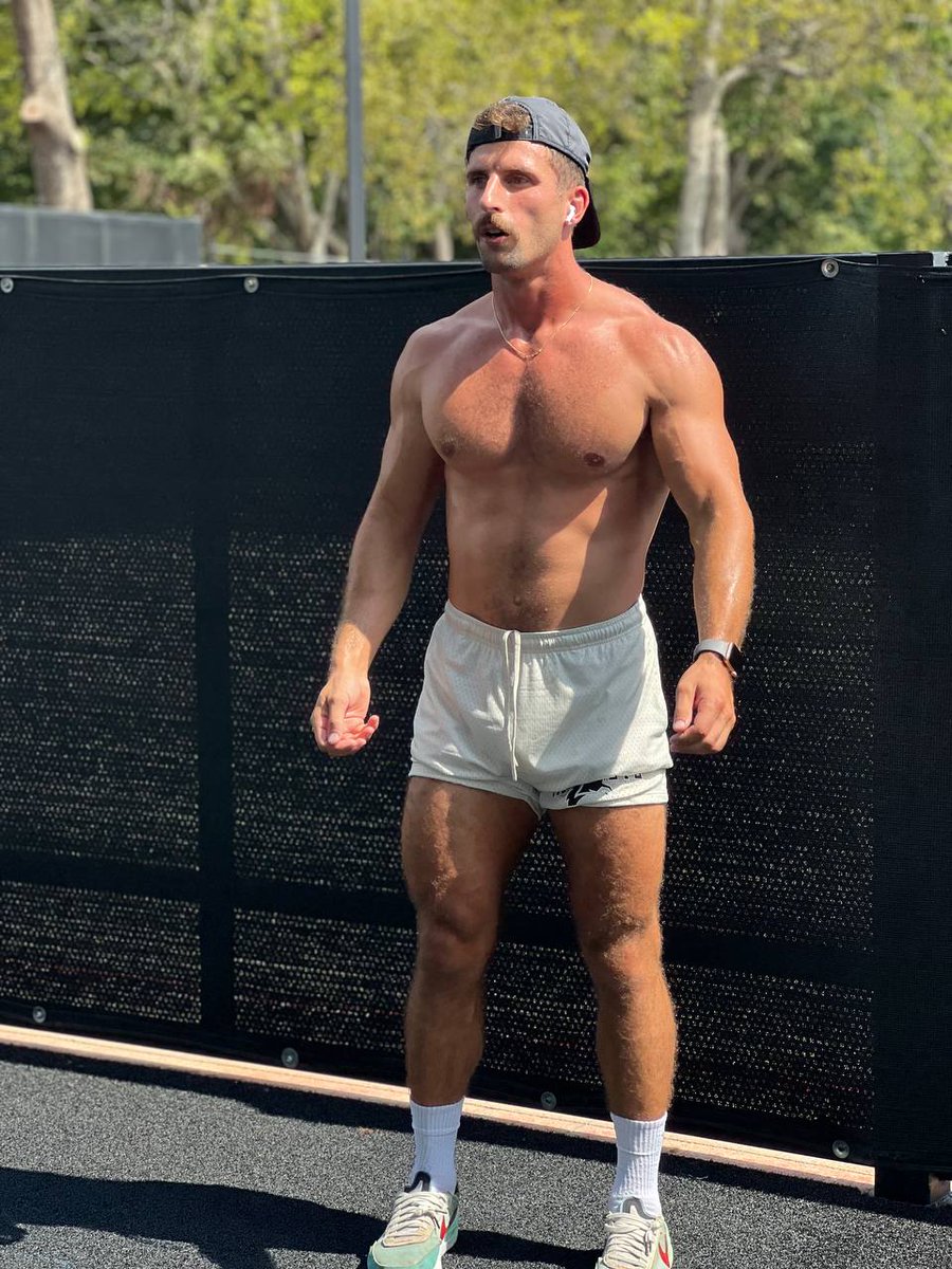 RT if you want to serve your alpha.