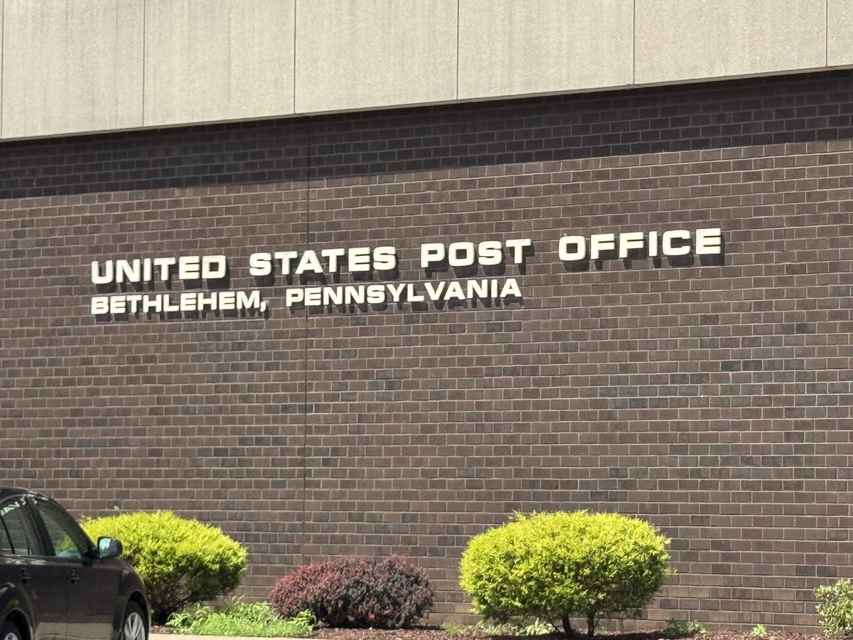 itsheatherleigh's tweet image. Pop up @EarlyVoteAction table at the post office.
📍Bethlehem, PA
✅Register to Vote
✅Apply for a MIB
✅Commit to Vote
@ScottPresler @Eduke15