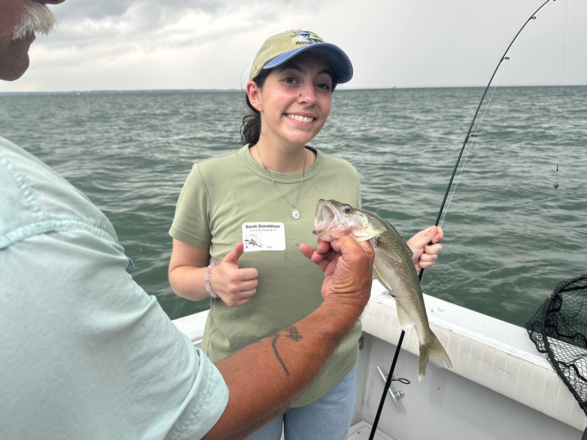 SarahEDon's tweet photo. JUST IN: this WALLEYE i caught! (best assignment ever) https://t.co/j38JRCGSKg