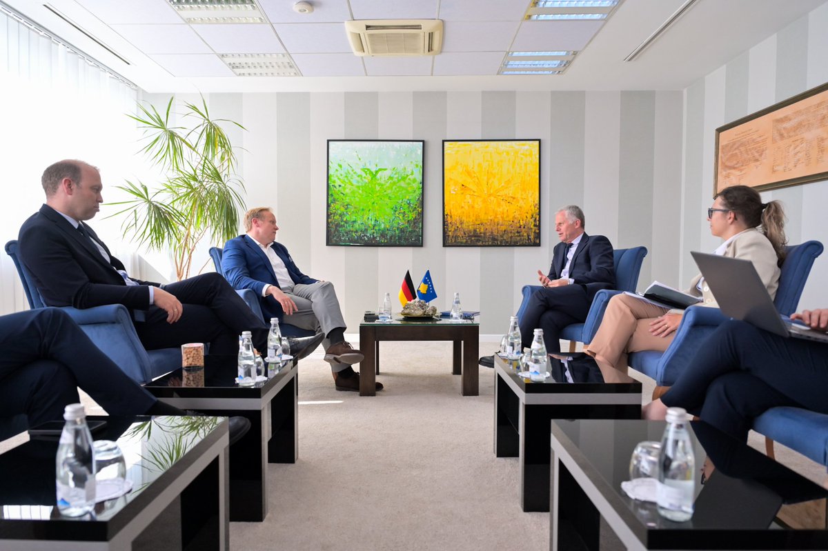 BislimiBesnik's tweet photo. Pleasure to receive German MPs @TKuban96 &amp; David Preisendanz during their visit in Kosova. Spoke together regarding our path towards EU integration &amp; bilateral cooperation among many topics. Germany remains our partner and ally and we look forward to further strengthen our ties. https://t.co/IynmHsiKIk