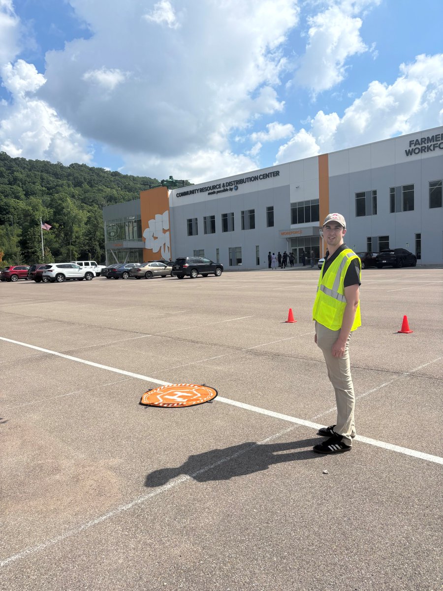 OKI's UAV Pilots took a drone flight at @freestorefb last week. The drone captured images of some new signage at the foodbank and provided pilots a chance to practice their flying skills.