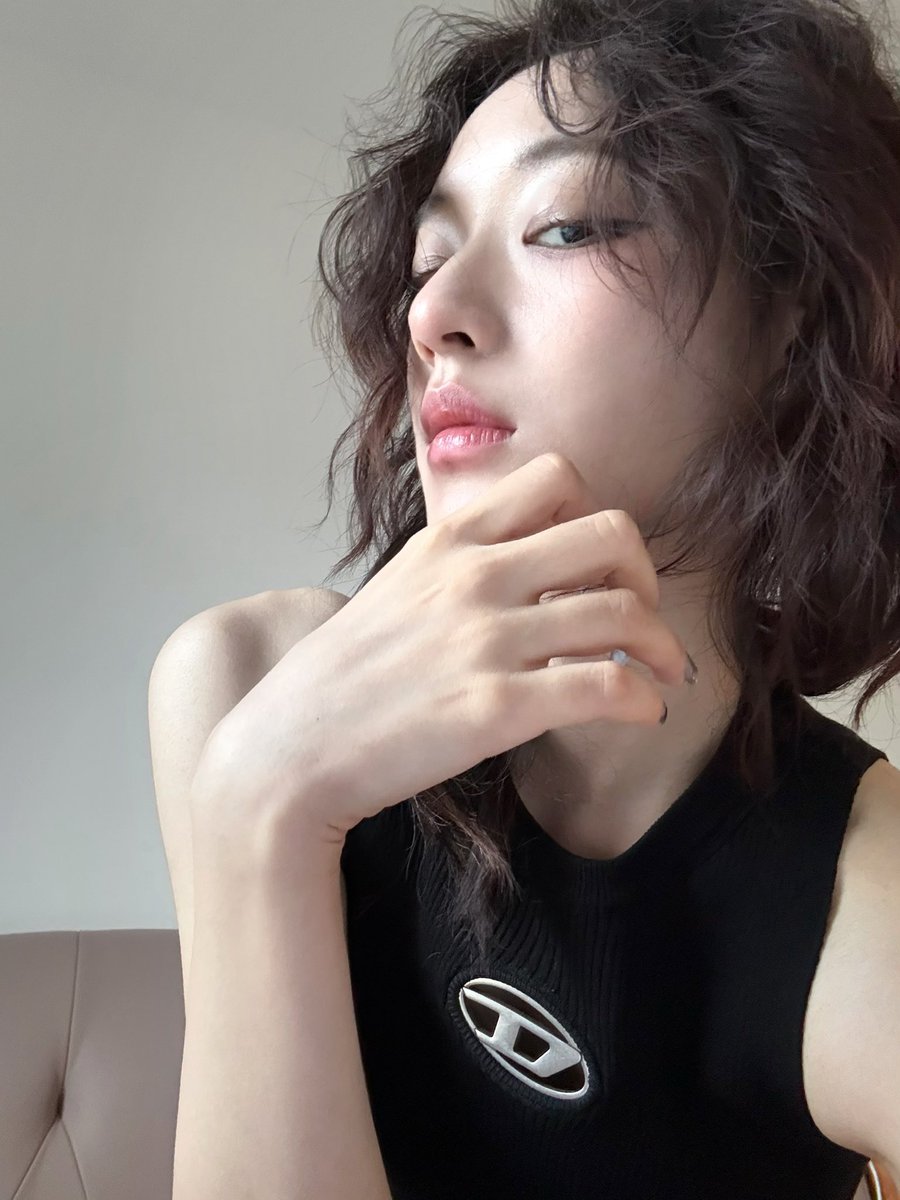 Novsovosx's tweet photo. #les #拉拉女同 https://t.co/8dPHJFsXwu