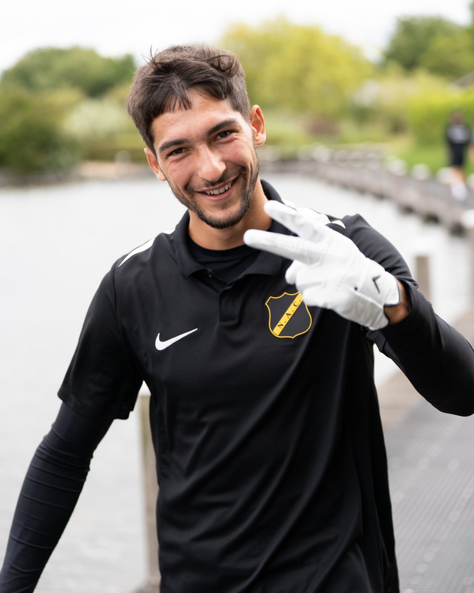 NAC Breda 💛🖤 tweet media