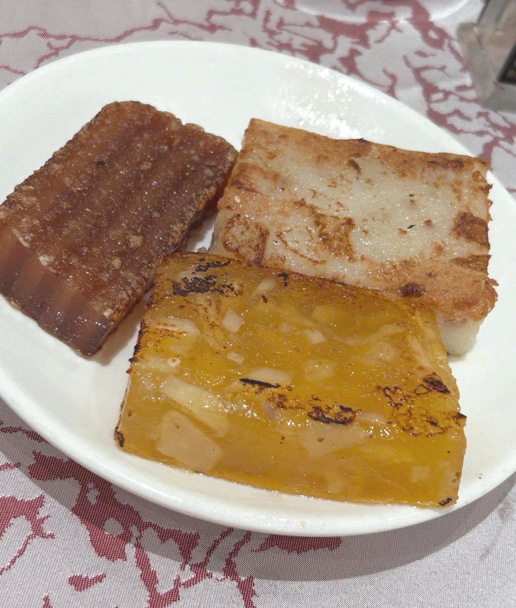 MoVernie's tweet image. Dim Sum time!

#letseat #dimsum #dimsumtime #chinesefood #MoVernie