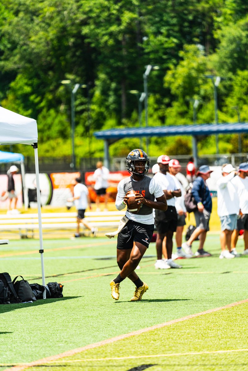 _biGold's tweet image. Junk was lit @gohustleup last week. I mess wit it
Back2Back 🏆 🖤🧡🏴☠️
#bigCHAMPS TYPE…
back 2 work my guys‼️
@coachCEnglish @GeauxBeaux8
@RecruitHoover
@HallTechSports1
@DexPreps
@ScoutFball
@AL7AFootball