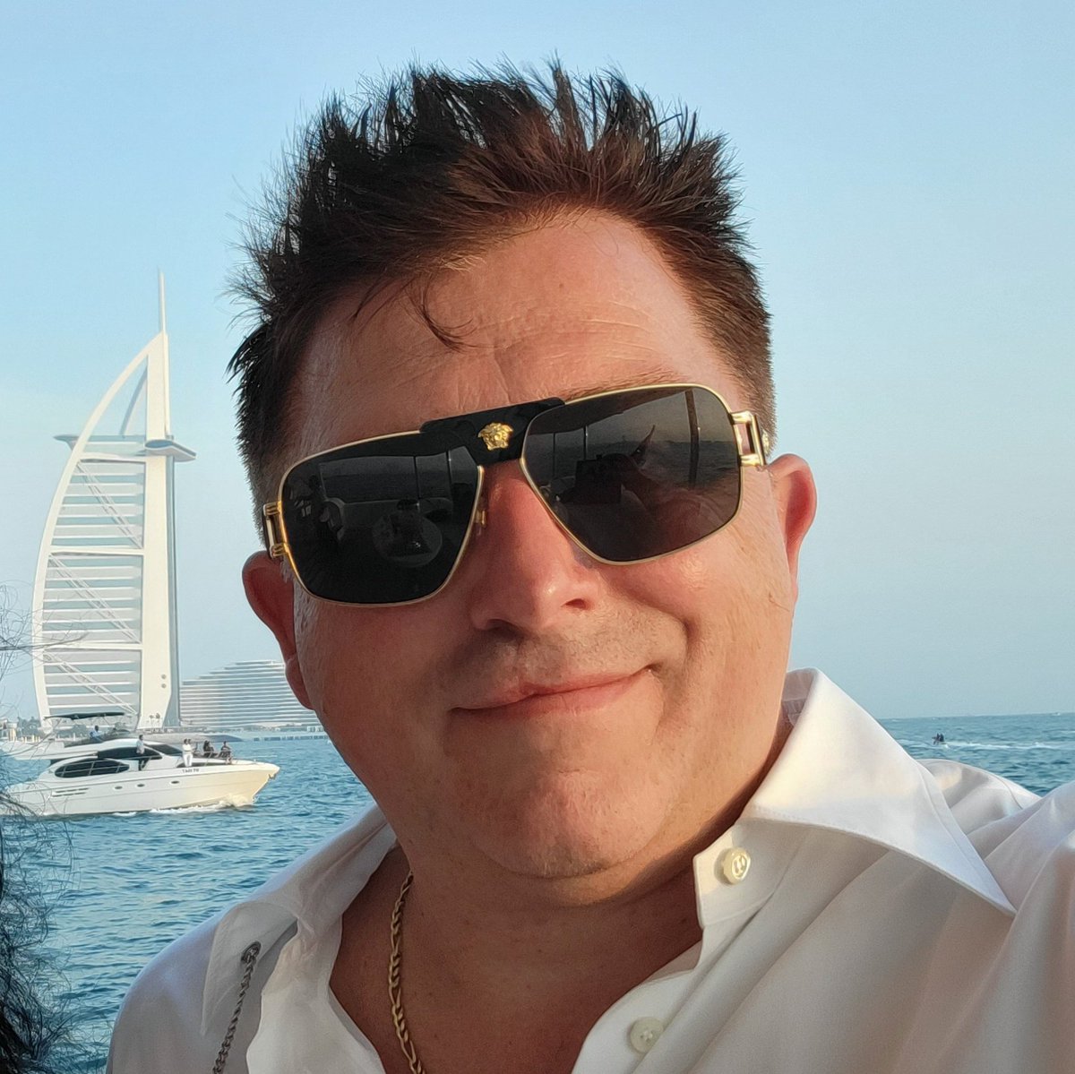 MaxHumPerform's tweet image. #NewProfilePic