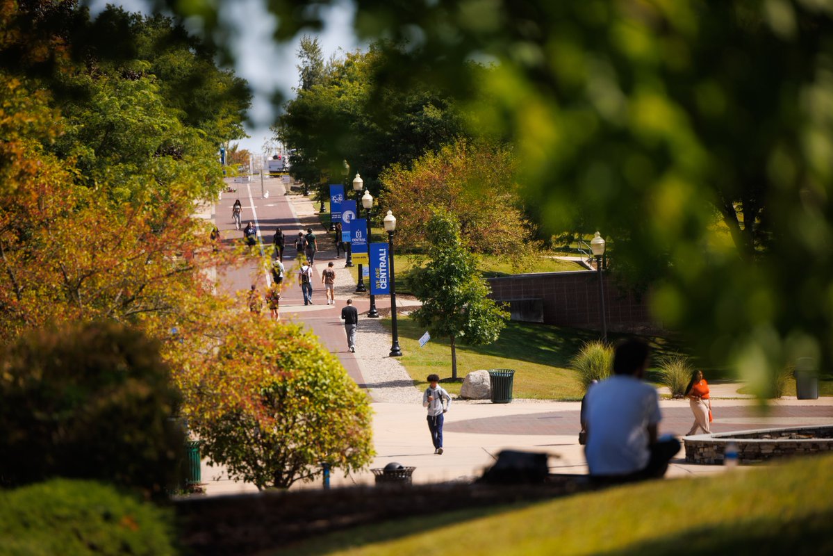 CCSU's tweet image. Central receives $200K grant to support retention and degree completion for low-income, first-generation, and disabled students 💙🔱
Read more 🔗ccsu.edu/article/centra…
#WeAreCentral