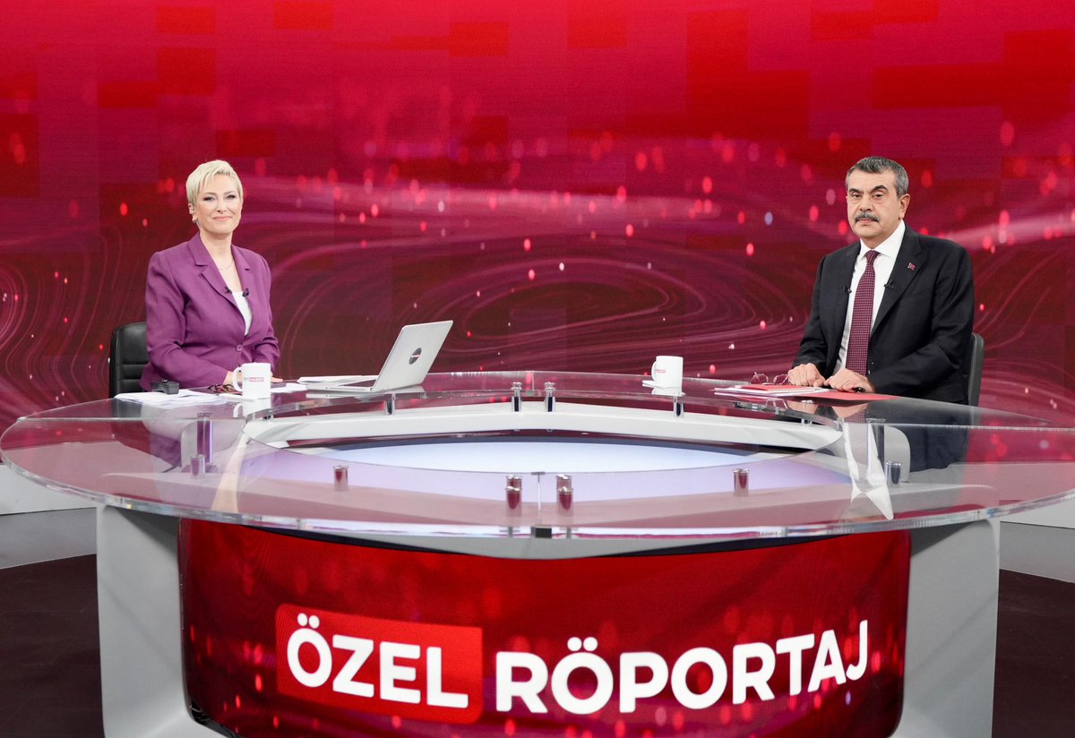 📡 #Canlı

Millî Eğitim Bakanı <a href="/Yusuf__Tekin/">Yusuf Tekin</a>, <a href="/trthaber/">TRT HABER</a> “Özel Röportaj” Canlı Yayınında Eğitim Gündemine İlişkin Soruları Yanıtlıyor, Değerlendirmelerde Bulunuyor