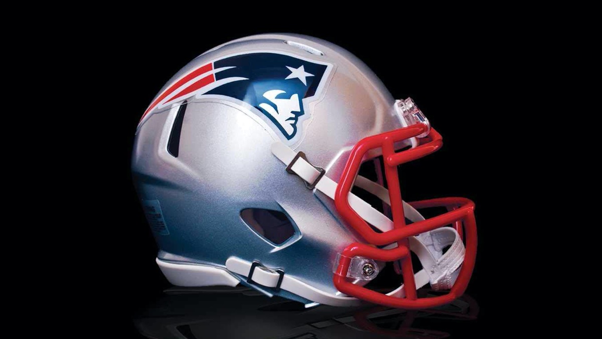 Pigskin_Books's tweet image. The Patriots weren’t always a dynasty. They were once embarrassed in Super Bowls.

Then came Belichick. Then Brady. Then greatness. If you want to understand how it all happened, these 5 books are the place to start 🧵
#ForeverNE #NFLBooks #Patriots