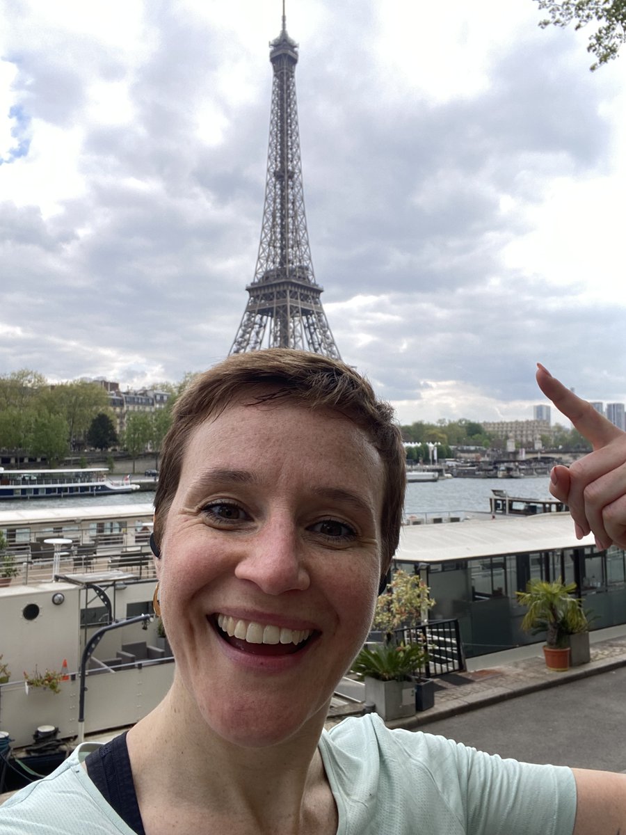 Mesouk's tweet image. "I see the wonderful support offered by Meso UK to my clients & others suffering with mesothelioma, particularly by the Meso UK nurses, and I wanted to contribute to that in any way I could."
Thanks to Emma Draper from @ThompsonsLaw for completing the Paris Marathon💙
