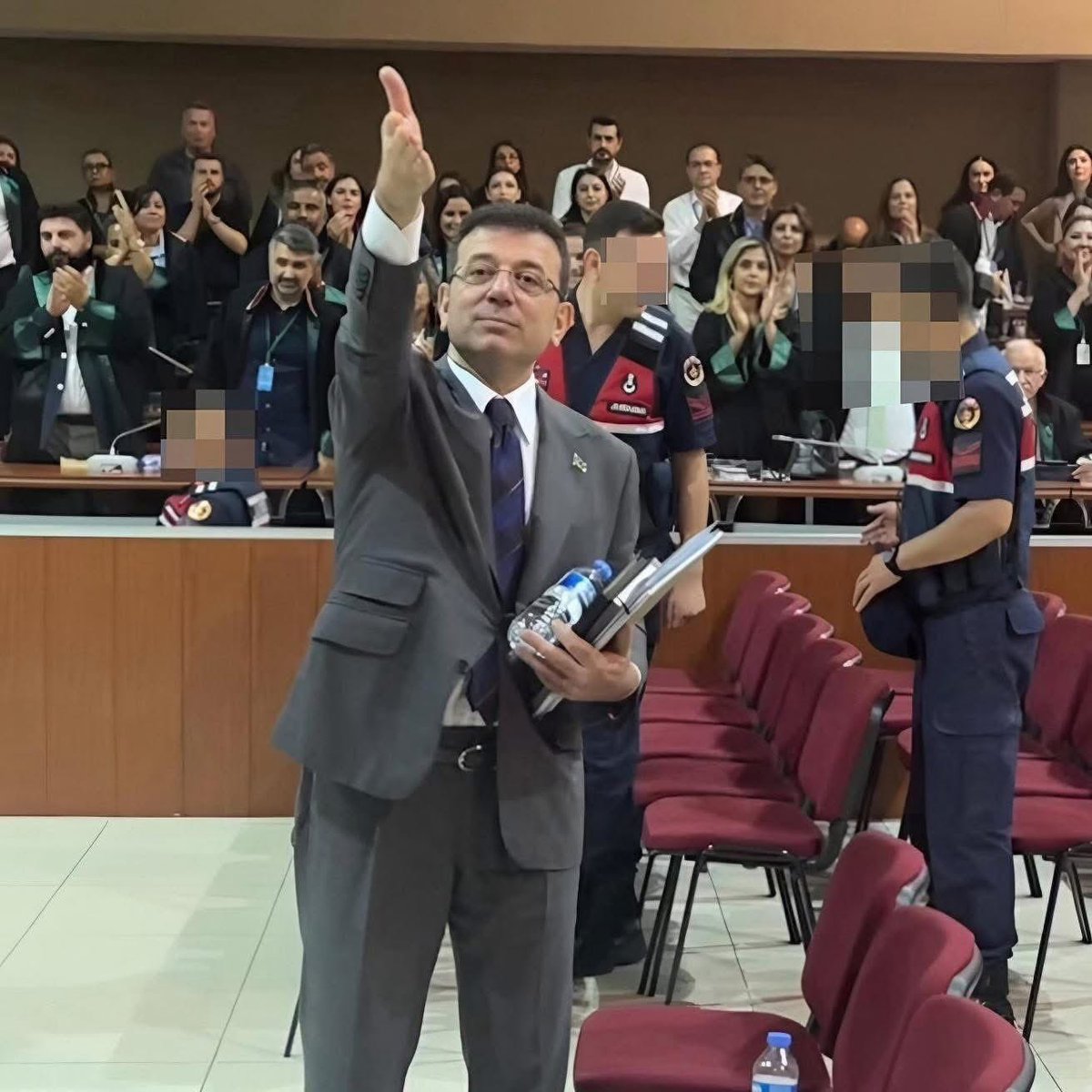 Sandıkta 4 kez yendim 5. kez yeneceğim için buradayım. Kararlılığım bugün, tarif edemeyeceğiniz seviyededir."