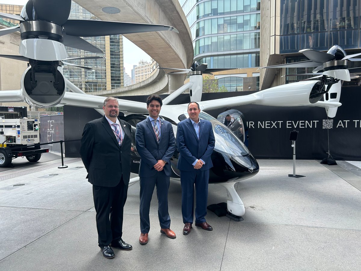 StateDRL's tweet image. The DRL team is on-location in Detroit for the 2025 Reindustrialize Summit! DRL champions worker rights, fair trade, & industrial capacity building — all to put #USWorkersFirst. Follow along as we conduct industry outreach to pursue results for national security. @ReindSummit
