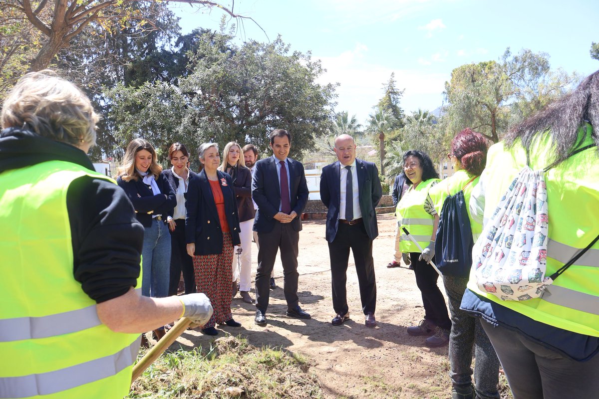 📢 #CgobAND destina 65,7M€ al Programa de Fomento de Empleo Agrario (PFEA) para proyectos en el medio rural.

💶 Reparto:
▪️ Sevilla: 14,4 M€
▪️ Córdoba: 10,2 M€
▪️ Jaén: 8,6 M€
▪️ Granada: 8,5 M€
▪️ Cádiz: 7,5 M€
▪️ Málaga: 7,1 M€
▪️ Huelva: 5,5 M€
▪️ Almería: 3,6 M€