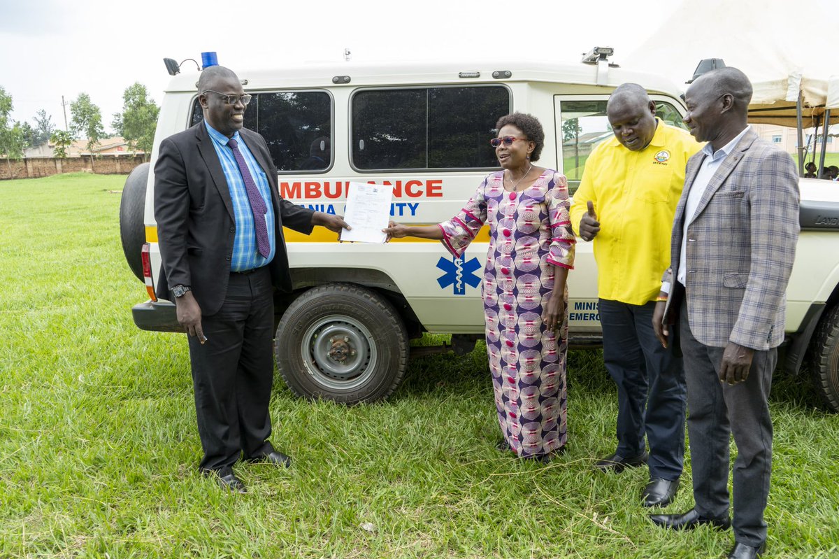 LukangaSamuel1's tweet photo. CAO-Kwania District has also received another ambulance to boost the rate of curbing health emergencies in the area.

Dr. @JaneRuth_Aceng has likewise used the platform to implore Ugandans especially in Lango Subregion to not only support but also vote @KagutaMuseveni come 2026 https://t.co/4itOKtOvD3