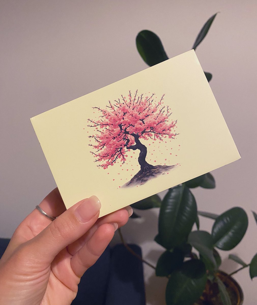 Nicolecpln's tweet image. During Berlin Blockchain Week a guy from @Tangem came to our @shefiorg event without realizing it was a breathwork &amp; journaling session (his assistant had put it in his calendar).
After I mentioned I was a product designer he handed me a cherry blossom Tangem wallet and said I…