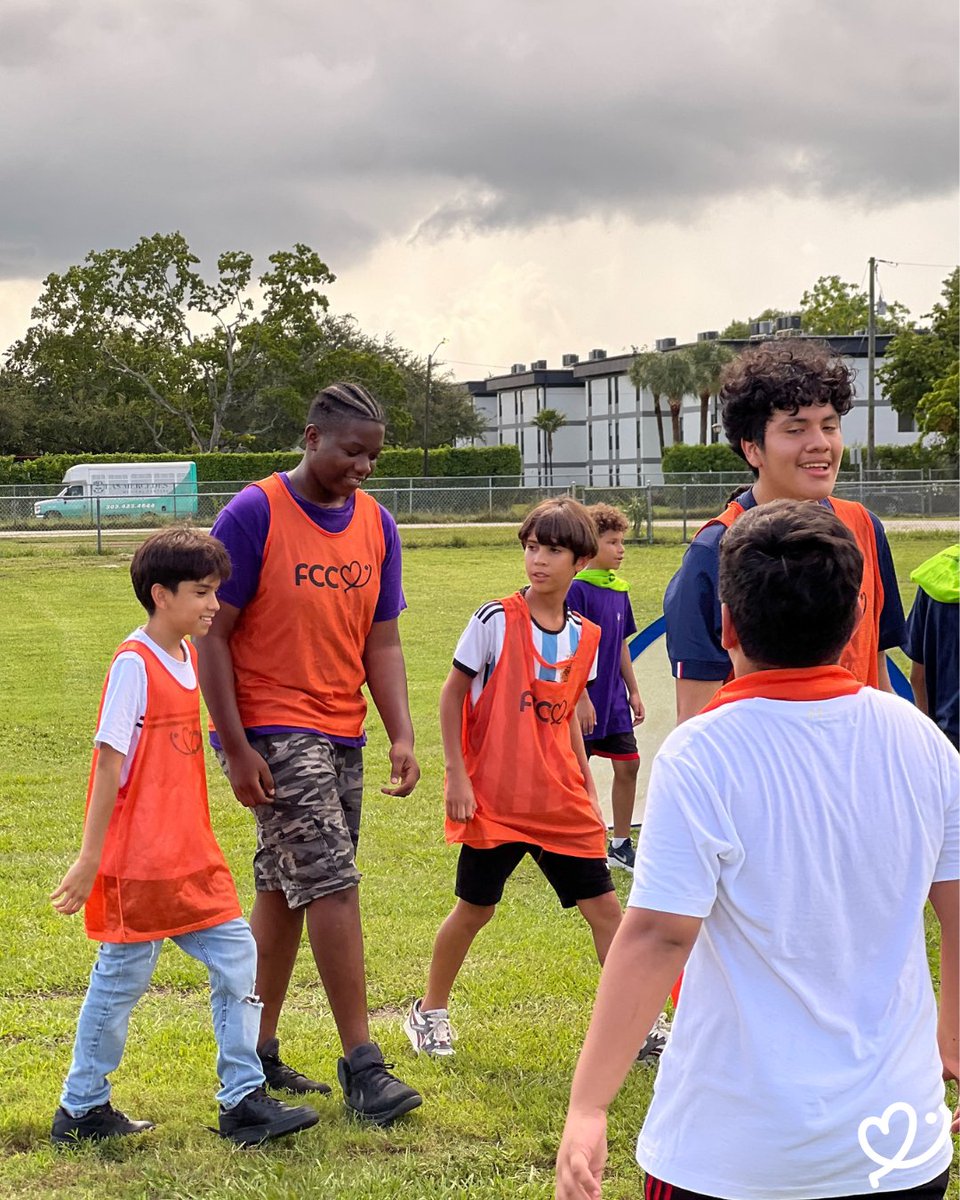 fccusaofficial's tweet image. This week at FCC, a child missed a play—and three teammates ran to say, “It’s okay, we’ve got you.”
That’s what we teach: not just how to play, but how to show up for each other.
Support, empathy, and teamwork. That’s how kids grow—with us, and with each other. ❤️⚽
#FCCUSA