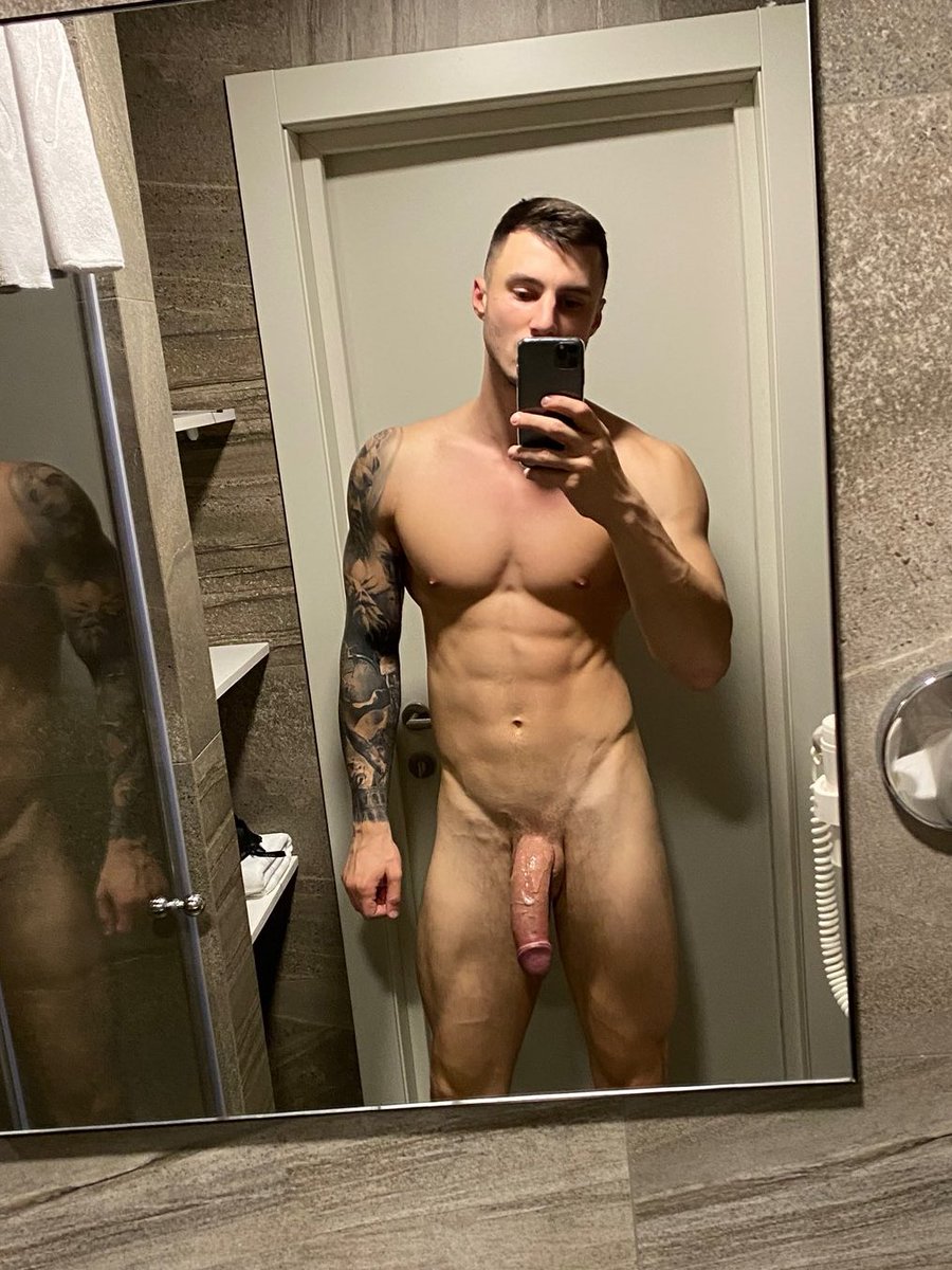 Looking for a boyfriend 
Apply in comment