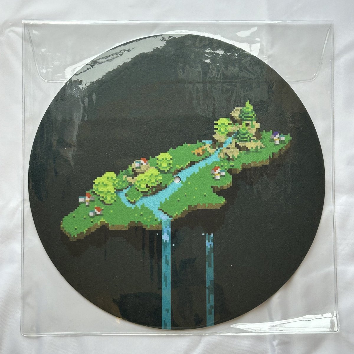 slipmats available for purchase at 

unleashtokyo.base.shop