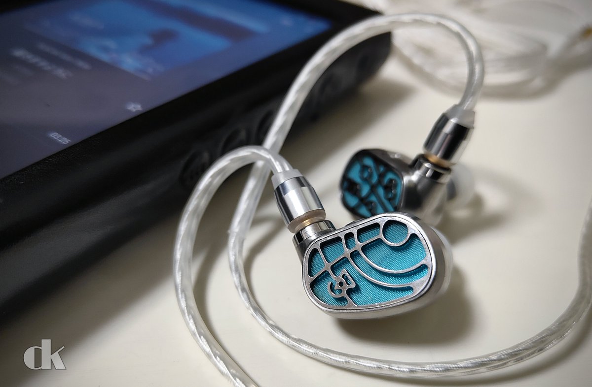 今日の夜オデ
・Campfire Audio Solaris : Siren
・Time Stream Cable
・Spinfit NEO
・SONY NW−WM1AM2

🎙 KOKIA
⏯ 届きますように

CA Solaris(SH系)は、ひとり一本持っていても良いのではと思うくらいに気に入ってます😁✨

Vulcanの在庫も気になっていたけど、気付いたら無くなっちゃった