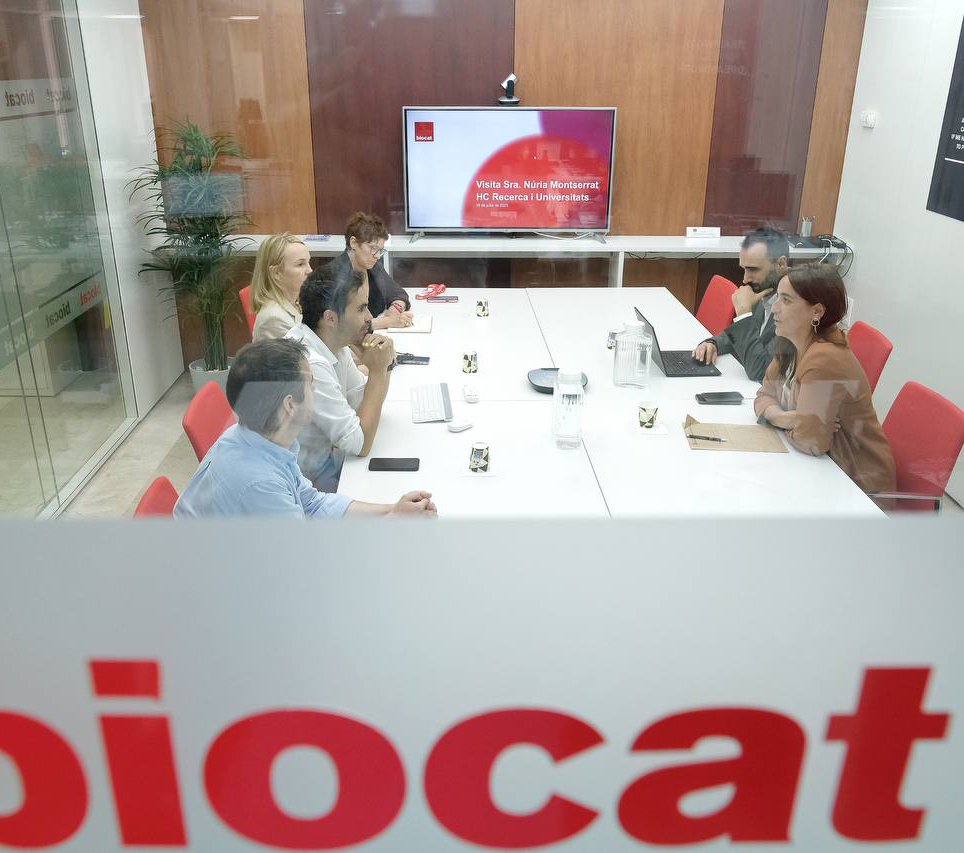 recercauniscat's tweet image. 📍Parc Científic de Barcelona
📢La consellera Núria Montserrat visita les oficines de @Biocat_cat
Es reuneix amb l’equip directiu per fer seguiment estratègic de la #BioRegió de Catalunya 🌍
🧬Un ecosistema capdavanter en innovació en salut i biotecnologia