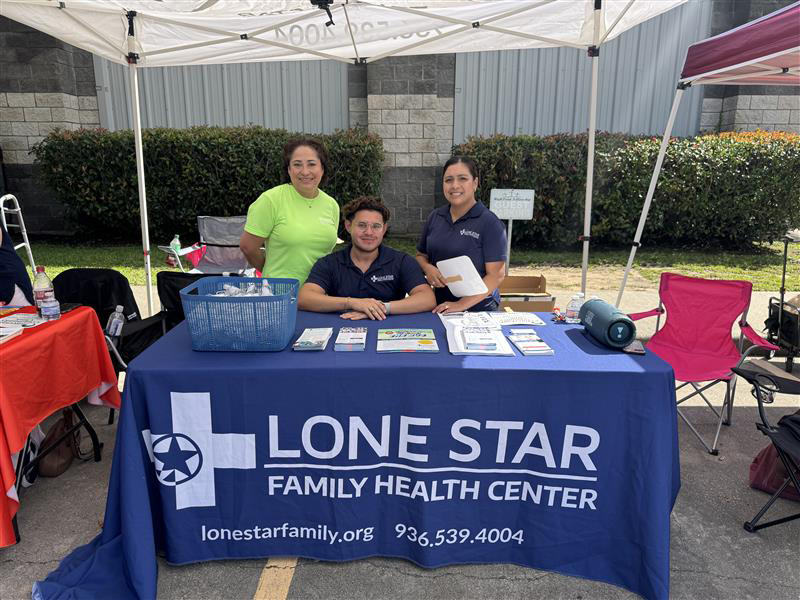 LoneStarHealth's tweet image. Our CHW's are front-line public health workers who are trusted members of the community. CHW’s provide a link between health, social services and the community. ⭐
This past weekend, they participated in the Family & Community Coalition of East Texas at their Back to School…