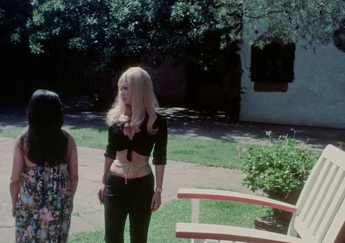 OFTHECANYON's tweet photo. Nightmares Come at Night (1970) https://t.co/FfPYax9AcH