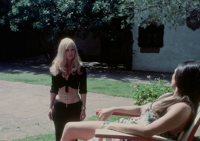 OFTHECANYON's tweet photo. Nightmares Come at Night (1970) https://t.co/FfPYax9AcH
