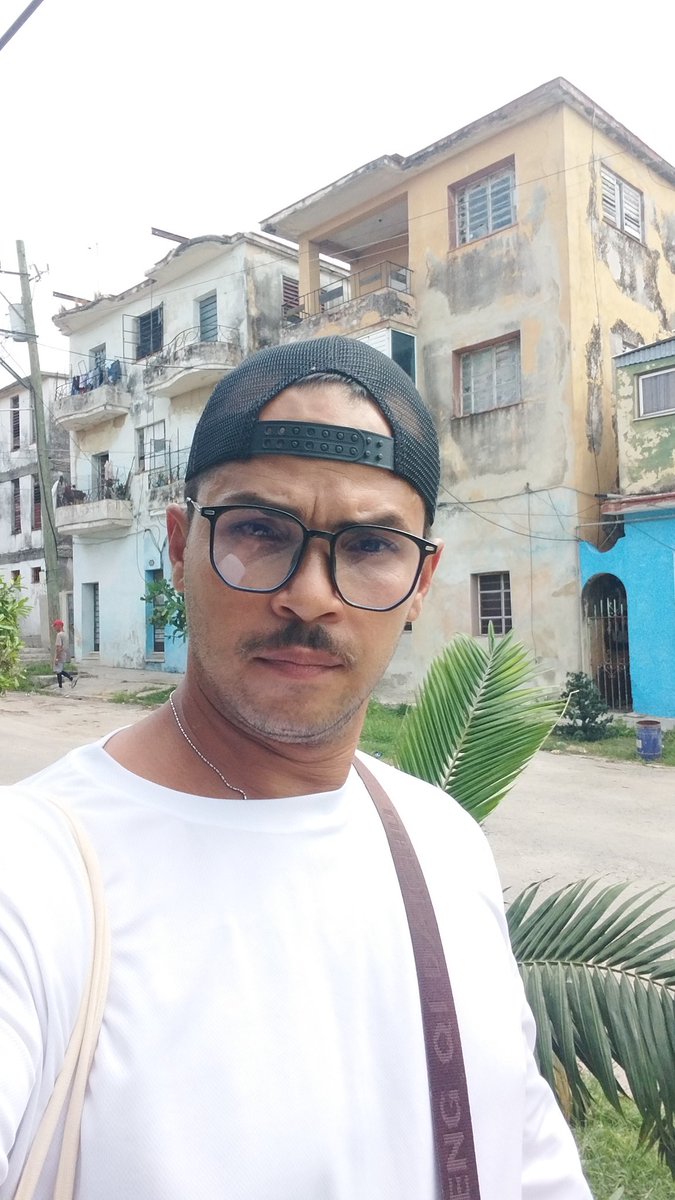 ircasper3's tweet image. To'serio que ando sin calzoncillos