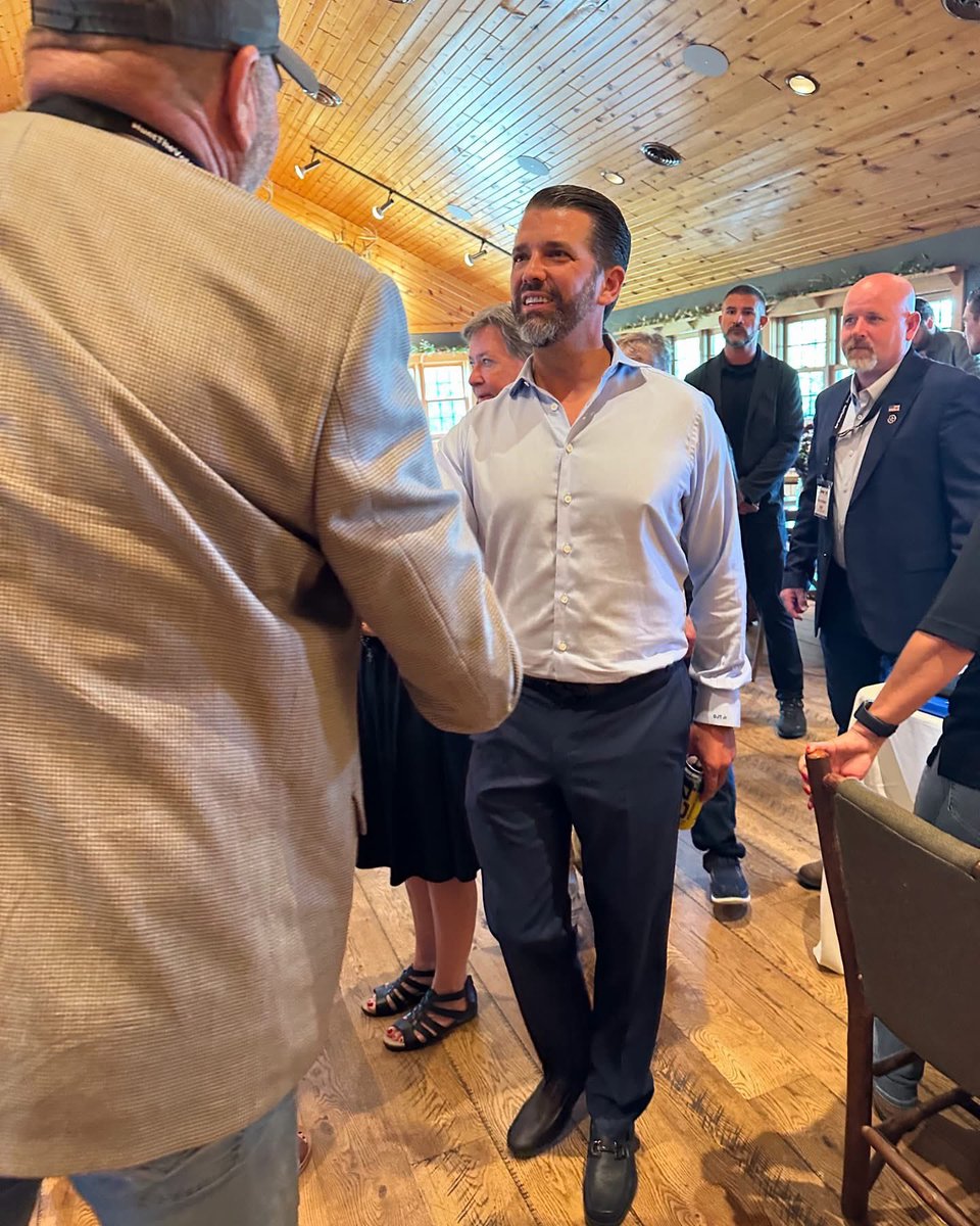 HunterNation's tweet image. 1 year ago:
“A big thank you to Hunter Nation Board of Directors @DonaldJTrumpJr for coming out to speak yesterday at the @nra + @hunternation event.
If you want to be the first to know about future events, make sure to join Hunter Nation!
We will be having more events in…