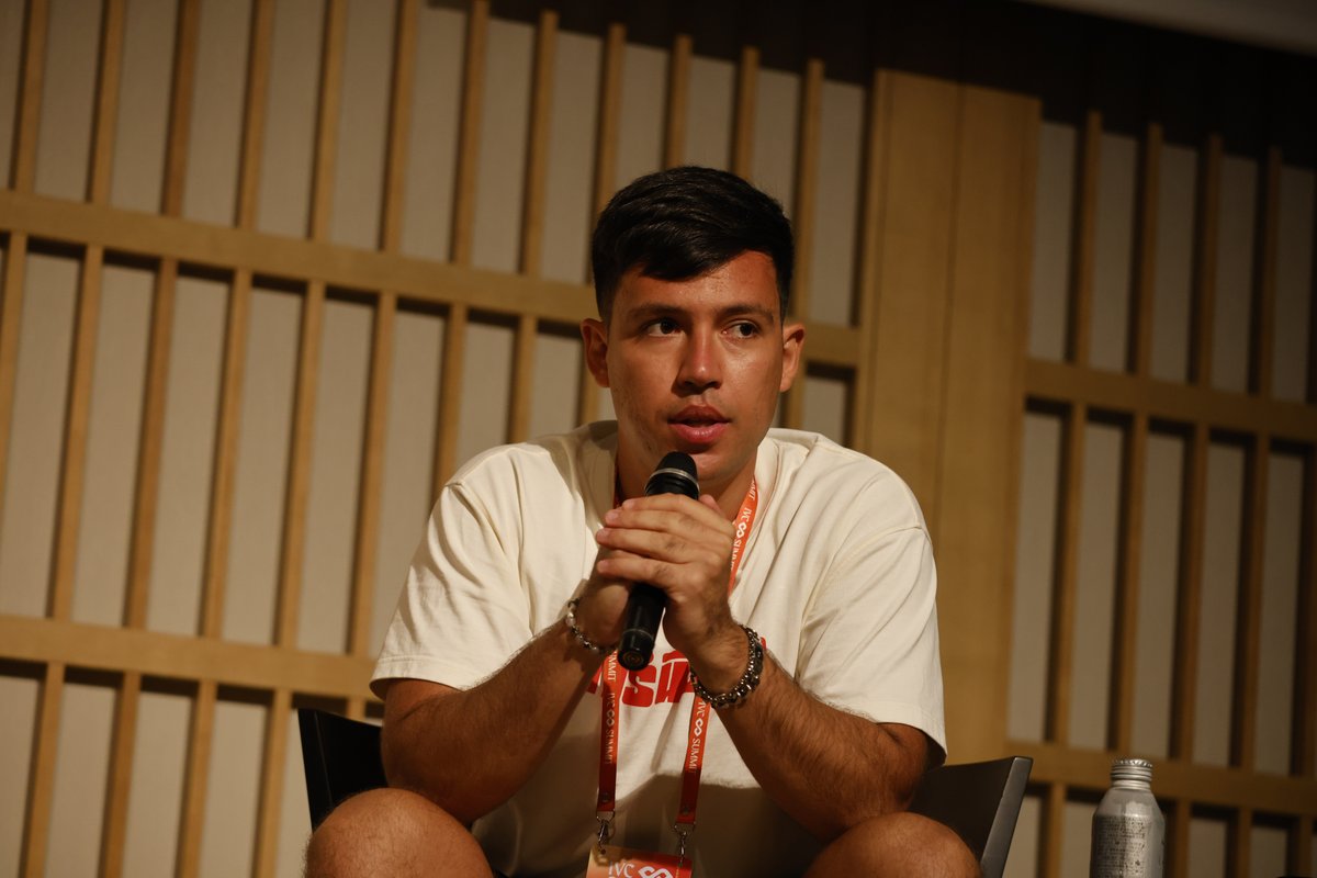 Honored to participate in IVC Summit 2025!

CARV's CBO, <a href="/DelioPaul/">Paul</a>, shared CARV's vision of AI Beings, sovereign agents with on-chain identity &amp; autonomous economies, with institutional leaders.

The future of AI is verifiable, decentralized, and here.