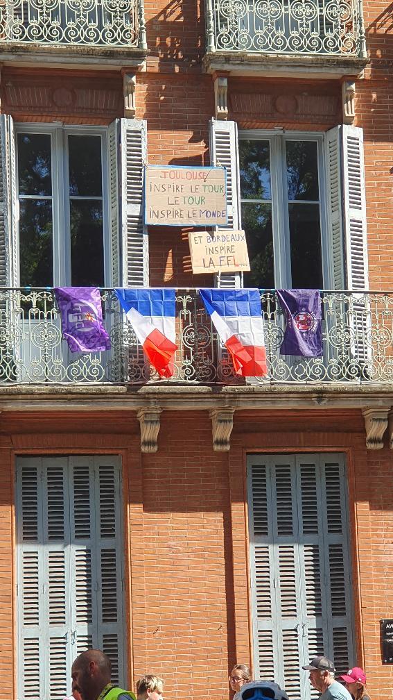 FFLose's tweet photo. J'aime cette gratuité https://t.co/6hZfMJPsRe