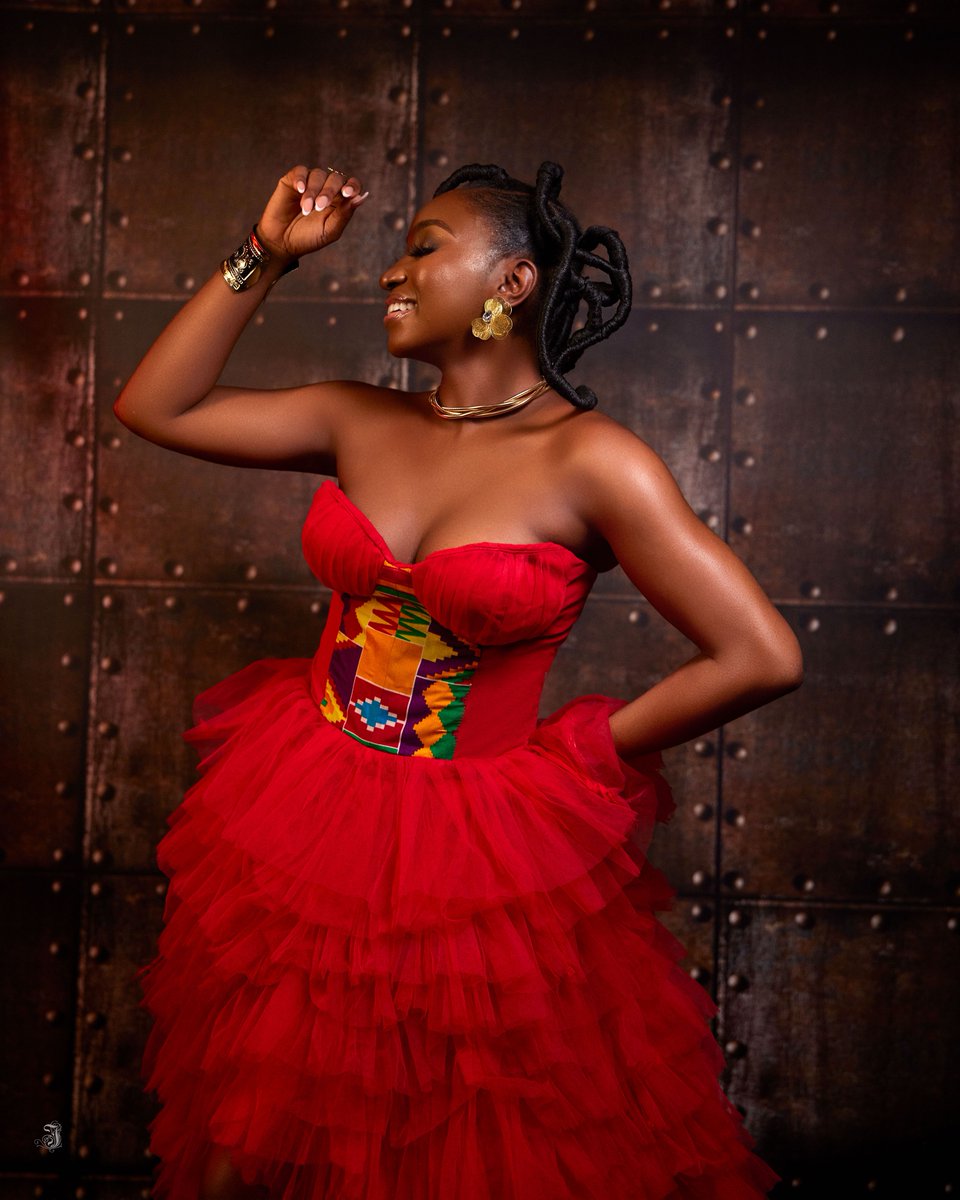 escapemaghq's tweet photo. Omowunmi Dada for Escapemag Issue No.10.

Read here: https://t.co/7EUxFFEWZd https://t.co/hqXOKD84v3